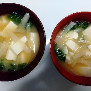 ＊大根・わかめ・豆腐の味噌汁＊